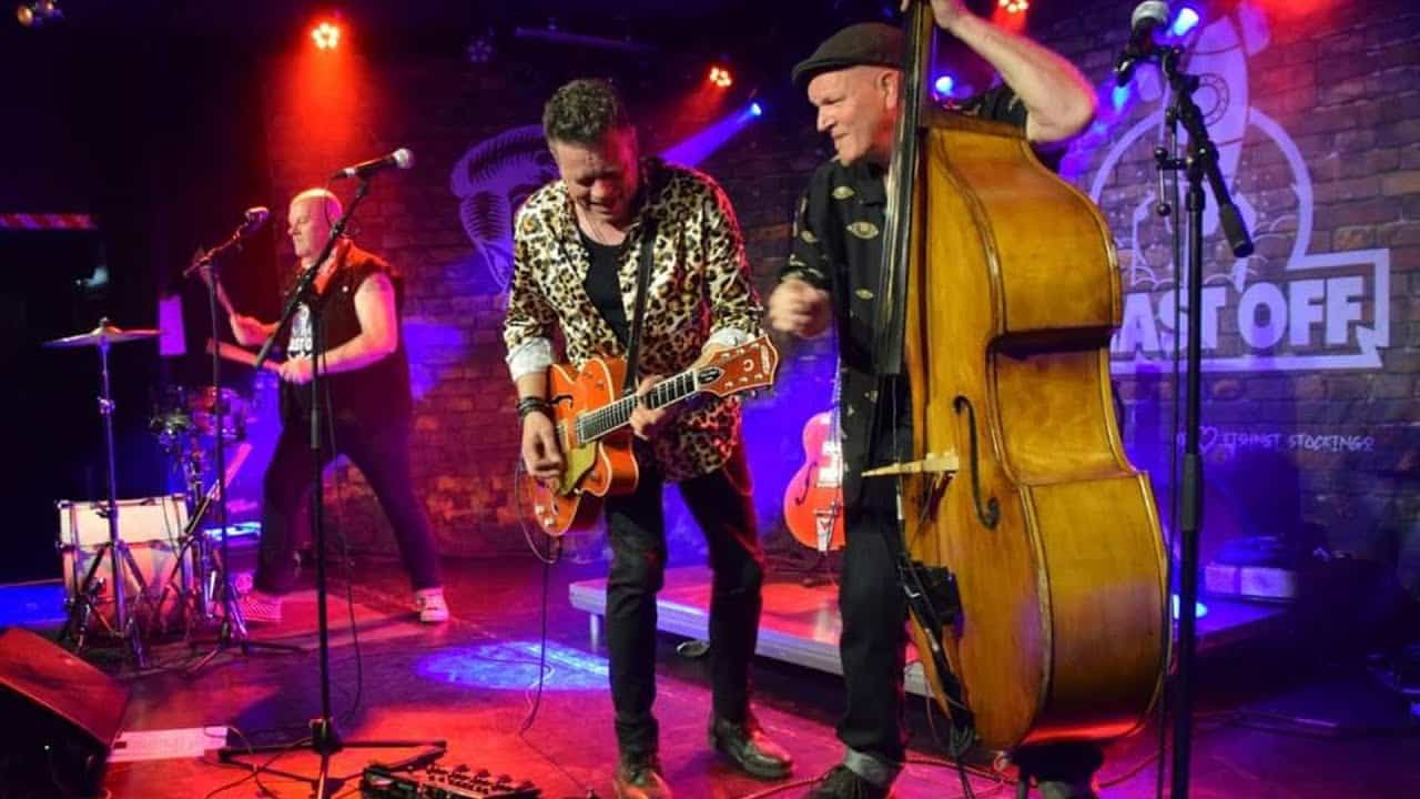 Blast Off, Stray Cats tribute - live compilatie video
