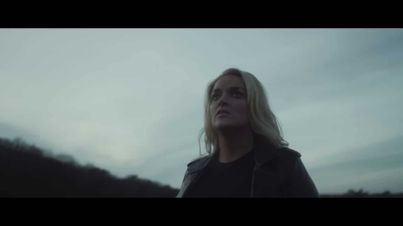 Samantha Steenwijk - Mama (Officiële Videoclip)