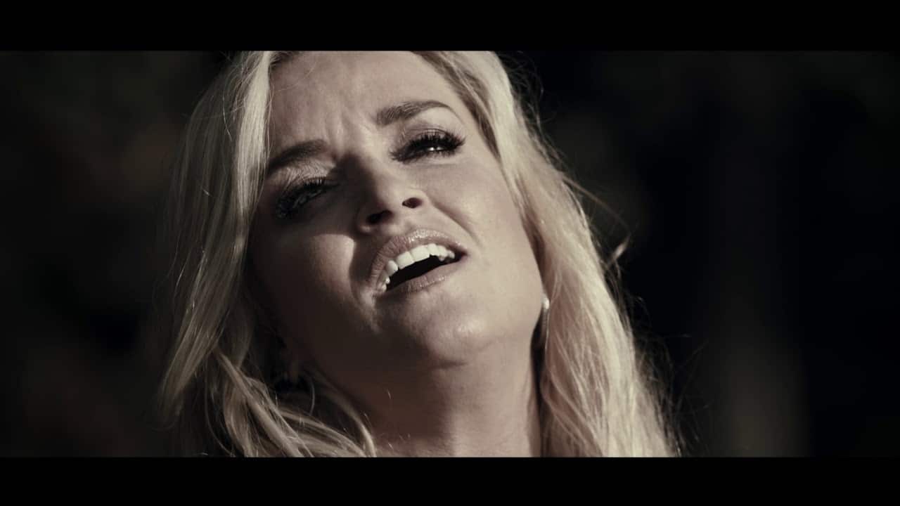 Samantha Steenwijk - Ga Maar Door (Officiële Videoclip)